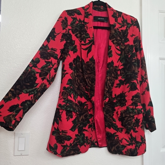 Women’s Red Black Oversized Floral M Open Front Relaxed Work to Weekend Blazer - Picture 3 of 12